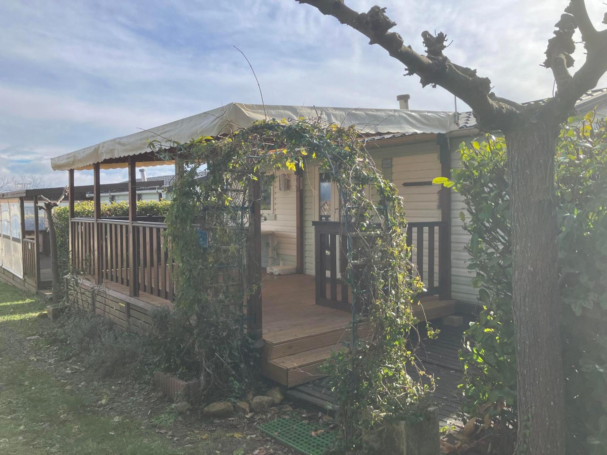 Camping Carrefour De L'Ardeche Saint-Remeze Exterior foto